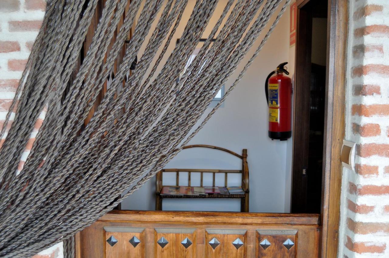 Casa Rural La Sastreria De Adanero Luaran gambar